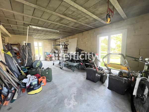 Maison 8 pièces - 193 m² Exclusivité efficity