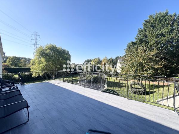 Maison 8 pièces - 193 m² Exclusivité efficity