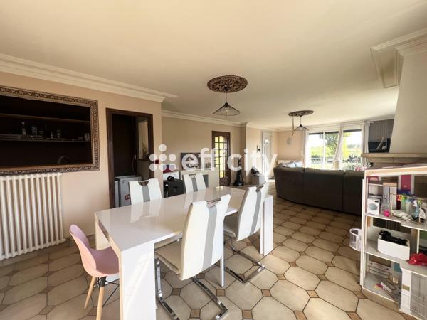 Maison 8 pièces - 193 m² Exclusivité efficity