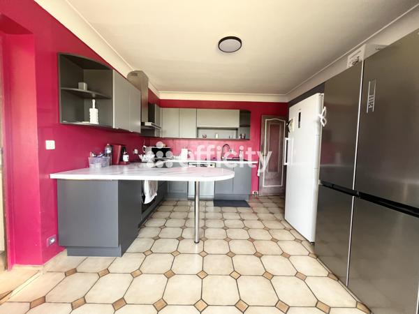 Maison 8 pièces - 193 m² Exclusivité efficity