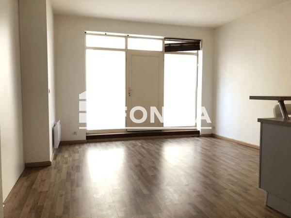 Location Appartement 3 pièces 71.24 m² - 44 RUE SAINT JEAN Laon 02000