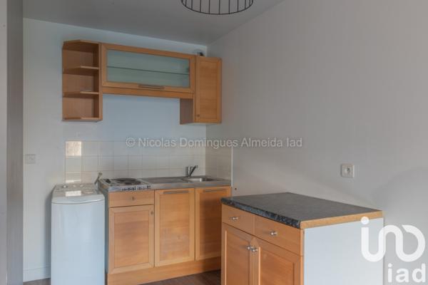 Appartement 2 pièces de 35 m² à Paray-Vieille-Poste (91550)