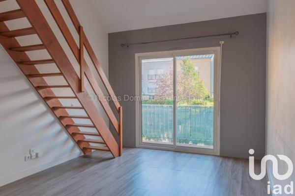 Appartement 2 pièces de 35 m² à Paray-Vieille-Poste (91550)