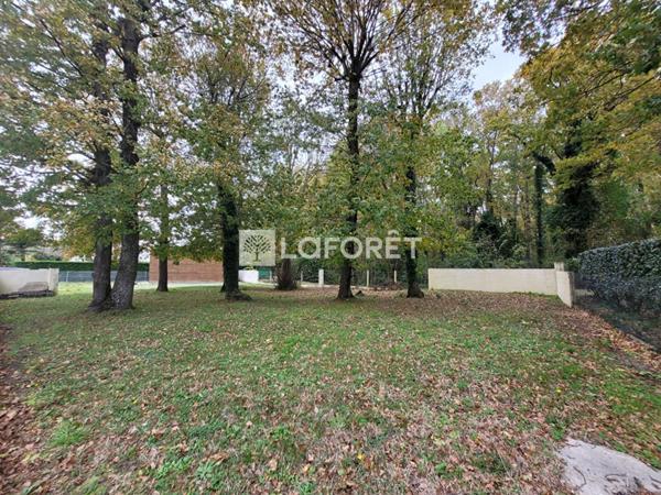 Achat terrain Saint-Sulpice-de-Royan - 667 m² - 180 000 €