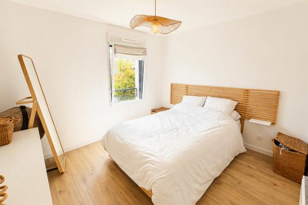Fouesnant, bourg à pied, très bel appartement T2 avec terrasse.