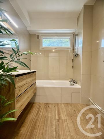 Appartement F5 à vendre  5 pièces - 96,65 m2 MAISONS LAFFITTE - 78