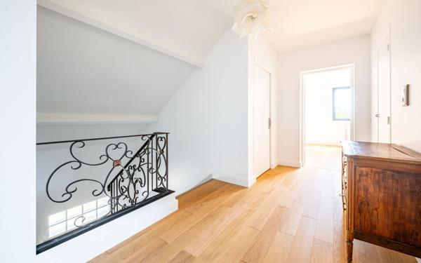 Maison à vendre    7 pièces • 195 m2 Talant