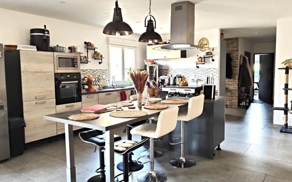 Maison à vendre    4 pièces • 144 m2 Tergnier