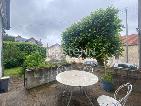 Maison située en plein centre ville de La Ferté-Alais