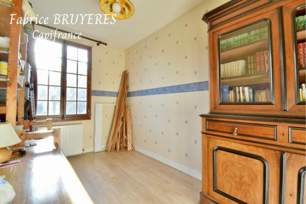 Dpt Corrèze (19), à vendre USSEL maison P8