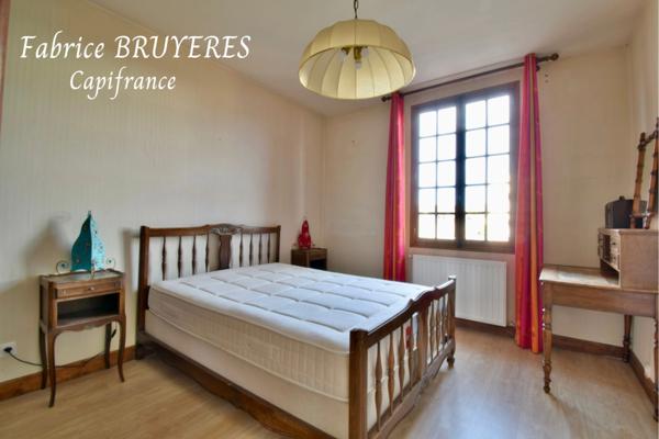 Dpt Corrèze (19), à vendre USSEL maison P8