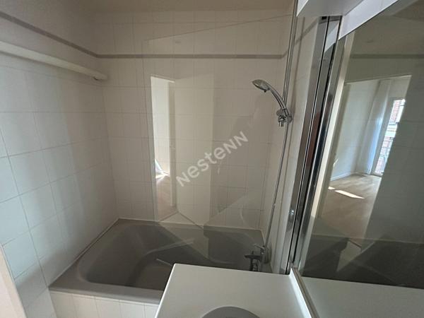 A VENDRE APPARTEMENT T2 AVEC GARAGE FERME - HYPER-CENTRE - RENNES
