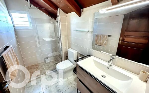 Maison à vendre    5 pièces •  Saint-François