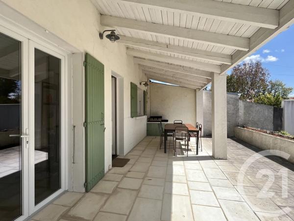 Maison à vendre  5 pièces - 134,46 m 2   ST PIERRE D OLERON  - 17