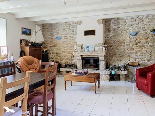 Maison à vendre 197 580 € Guilvinec 2 p 56 m² DPE E