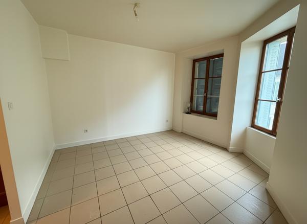 Appartement Epernon 2 pièces