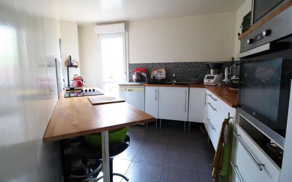 Appartement à vendre    6 pièces •  Évry