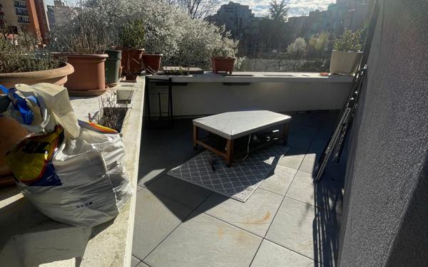 Appartement à vendre    6 pièces •  Évry