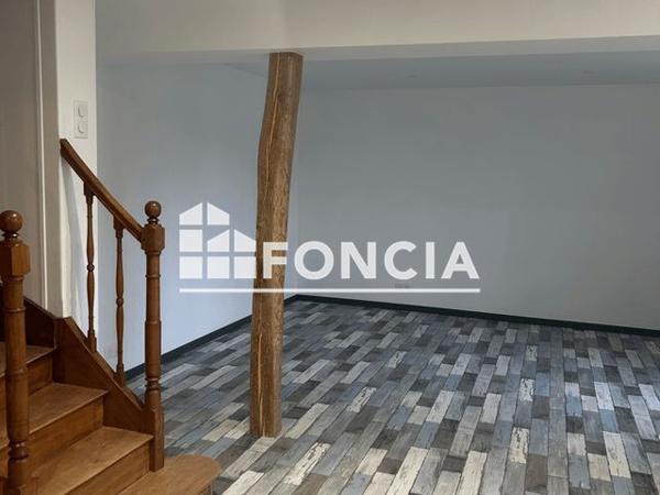 Location Maison 5 pièces 130 m² - Val-de-cognac 16370