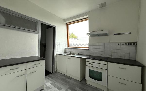 Appartement à louer    1 pièce •  La Chapelle-d'Armentières