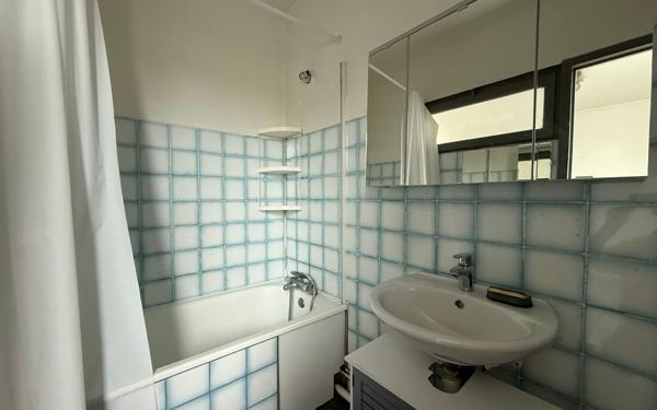 Appartement à louer    1 pièce •  La Chapelle-d'Armentières