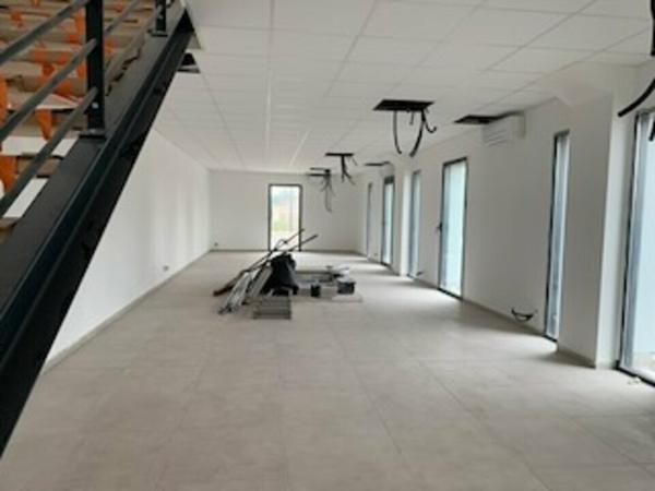 CAVAILLON BUREAUX NEUFS A LOUER