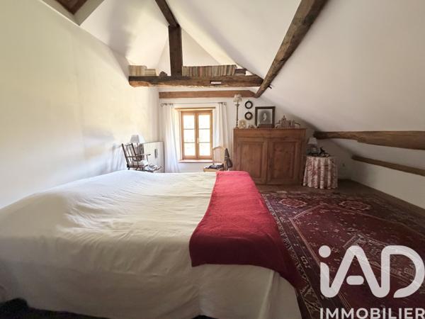 Maison à vendre 9 pièces 189 m² Neuilly-l'Évêque