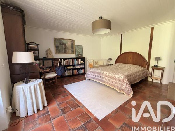 Maison à vendre 9 pièces 189 m² Neuilly-l'Évêque