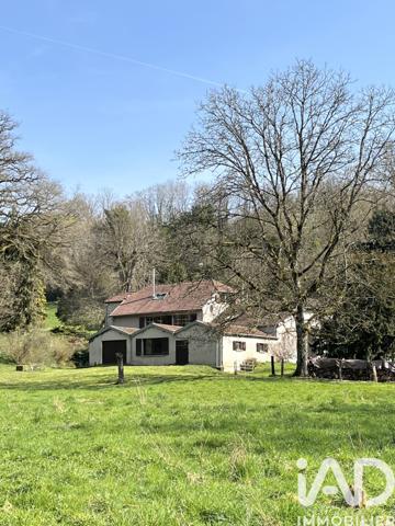 Maison à vendre 9 pièces 189 m² Neuilly-l'Évêque