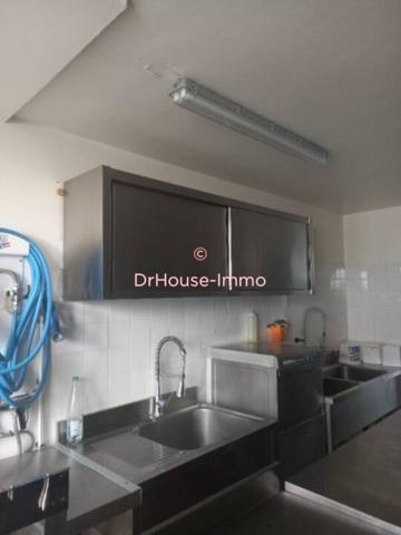 Commerce à vendre 6 pièces de 110 m²