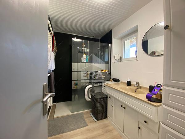 Maison en pierre entièrement rénovée sur les hauteurs de Trélissac (24750)