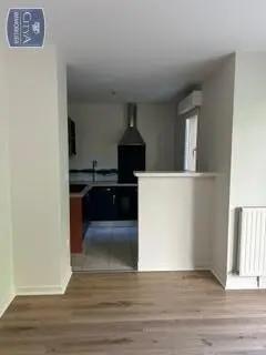 Appartement à louer 2 pièces 51.35m² Le Mans (72000)