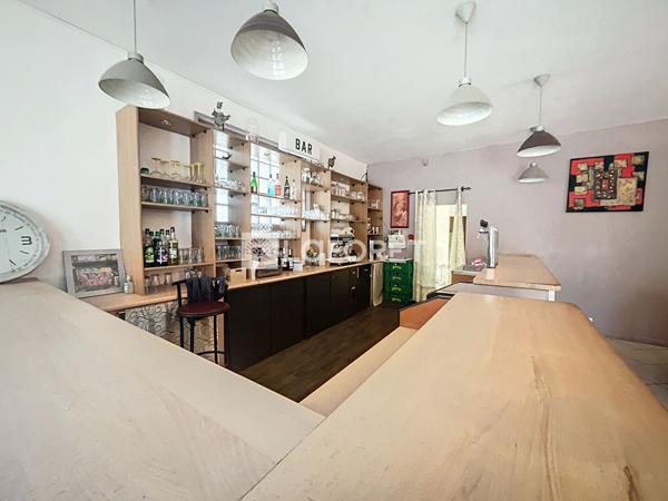 Achat local commercial Concarneau - 4 pièce(s) - 331 m² - 470 250 €