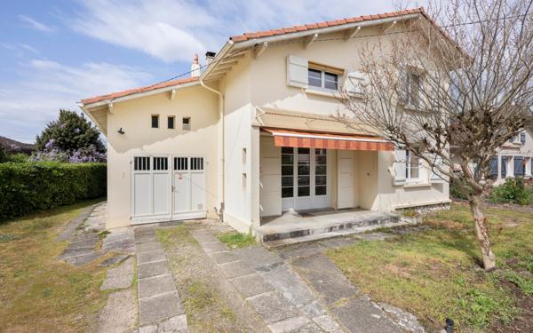 Maison à vendre    5 pièces •  Mont-de-Marsan