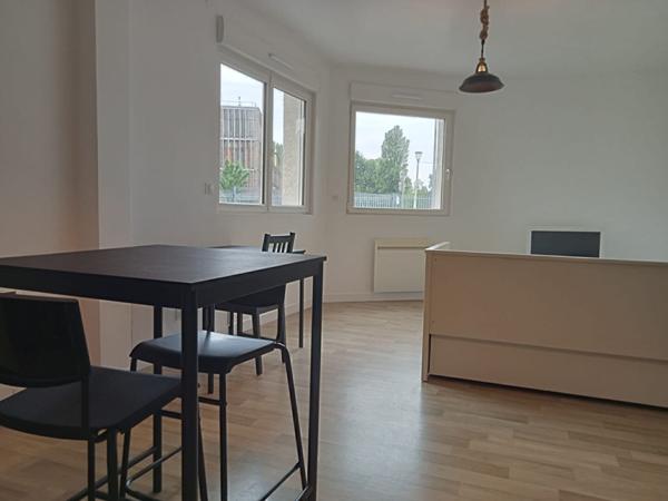 Studio meublé situé à COMPIEGNE - 33,28 m2
