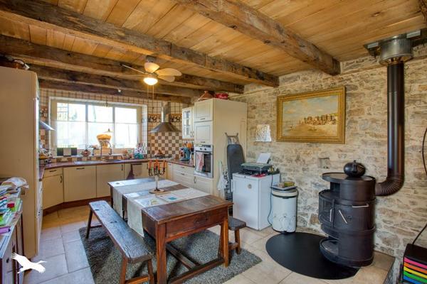Maison 210 400 € Martel 3 p 66 m² DPE C