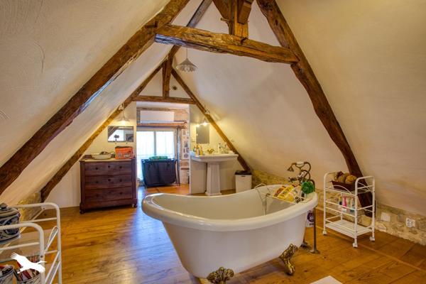 Maison 210 400 € Martel 3 p 66 m² DPE C