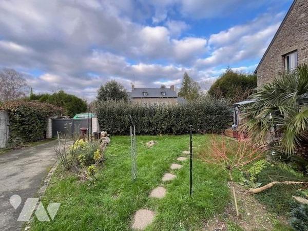 MAISON en pierre PLERGUER