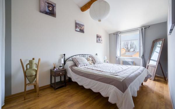 Maison à vendre    5 pièces • 148 m2 Sainte-Tulle