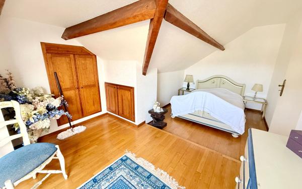 Maison à vendre    6 pièces • 140 m2 L'Isle-Adam