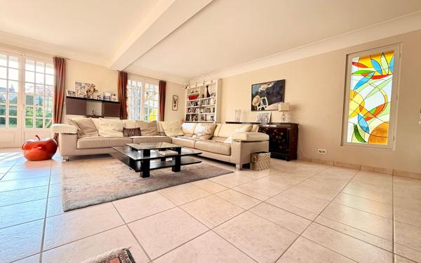 Maison à vendre    6 pièces • 140 m2 L'Isle-Adam