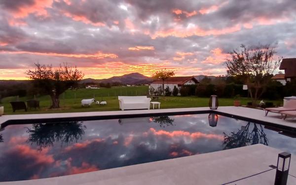 Maison à vendre    7 pièces • 185 m2 Espelette