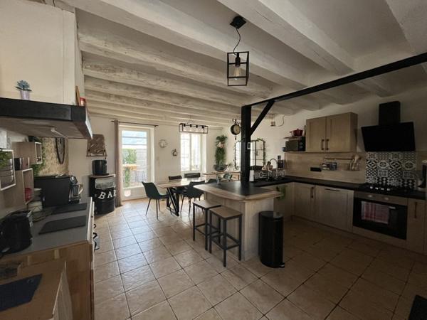 Maison à vendre 155 875 € La Châtre 4 p 78 m² DPE D