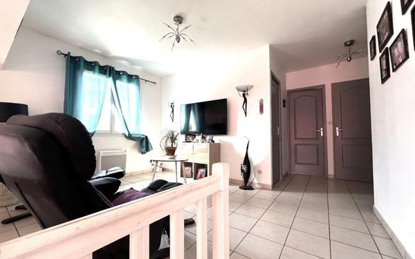 Maison à vendre    6 pièces •  Chessy