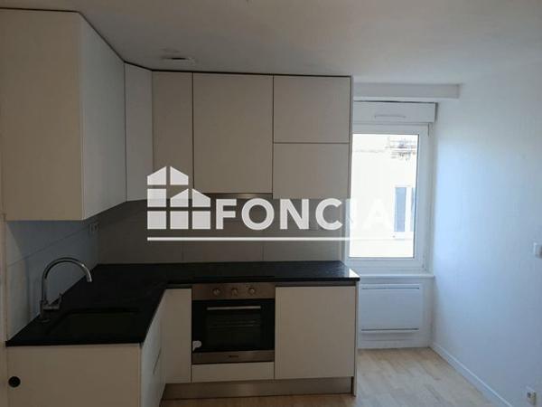 Location Appartement 2 pièces 26.65 m² - 24 AVENUE ALAIN LE LAY Concarneau 29900