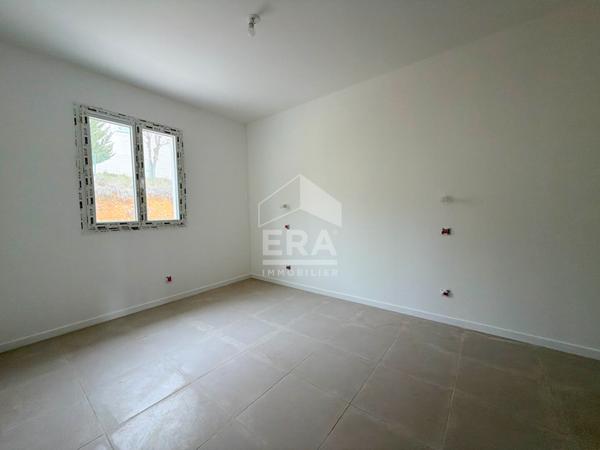 A VENDRE 84120 PERTUIS MAISON TYPE 4 PIECES D'ENVIRON 99 M² AVEC JARDIN ET GARAGE