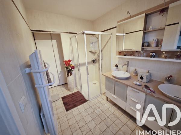 Maison à vendre 6 pièces 165 m² Saint-Junien