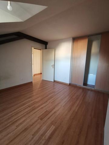 Dpt Hautes Pyrénées (65), à louer MAUBOURGUET appartement T3 de 60,49 m²