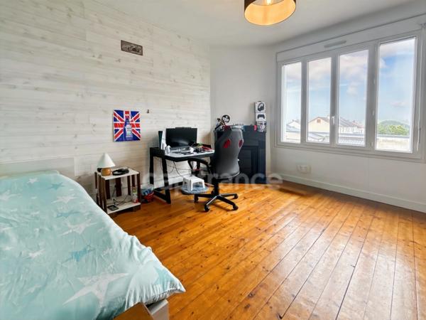 ALLONNES (72) Maison à vendre 3 chambres et un bureau