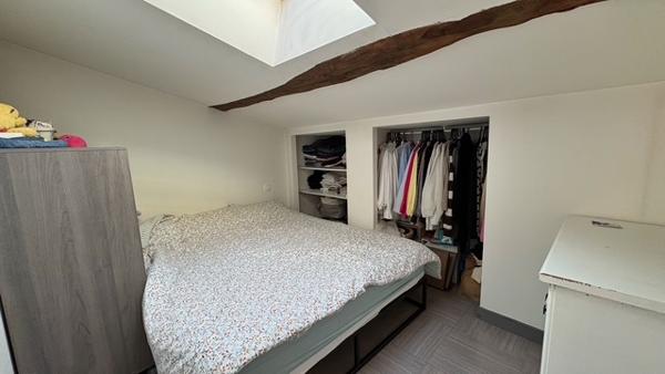 Appartement T2, 2ème étage